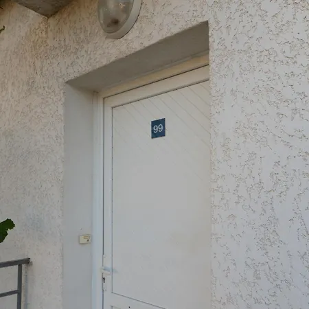 Poggio Mezzana Апартаменты *